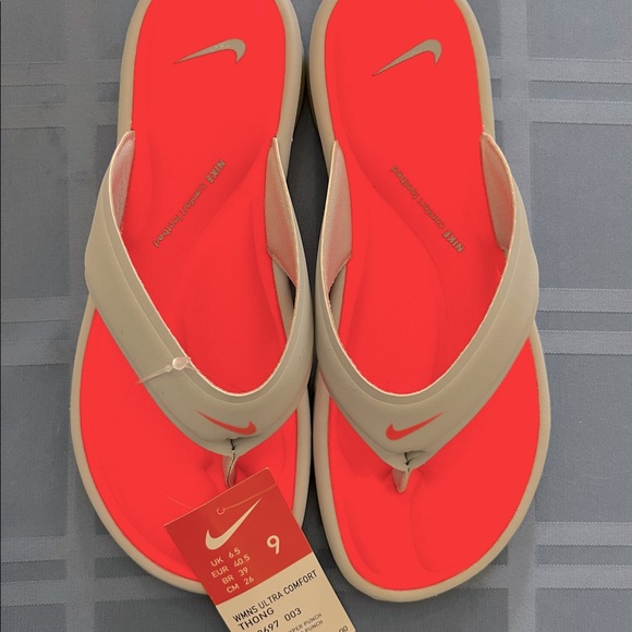 Nike Womens Comfort Thong Neon Pinkgrey 